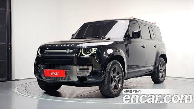 Land Rover Defender — фото 1