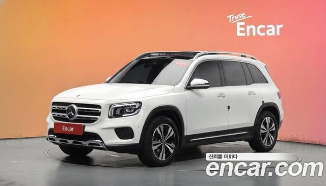 Mercedes-Benz GLB-Class — фото 1