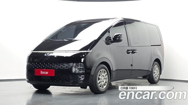 Hyundai Staria — фото 1