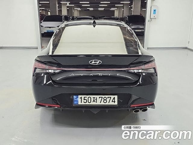 Hyundai Avante — фото 1
