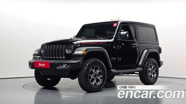 Jeep Wrangler — фото 1