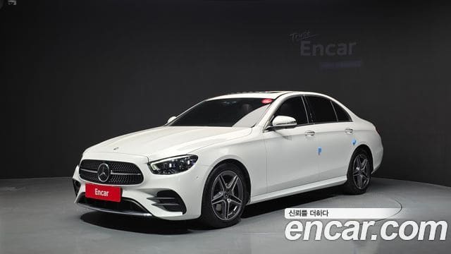 Mercedes-Benz E-Class — фото 1