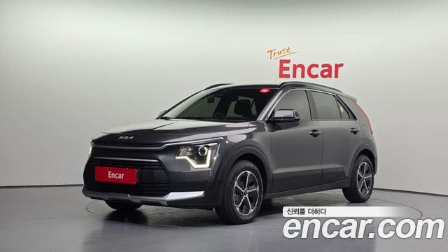 Kia Niro — фото 1