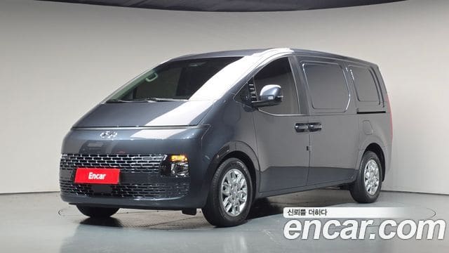 Hyundai Staria — фото 1