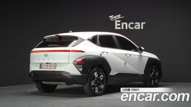 Hyundai Kona — фото 1