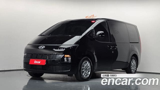 Hyundai Staria — фото 1