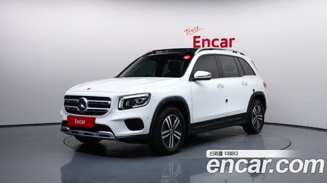 Mercedes-Benz GLB-Class — фото 1