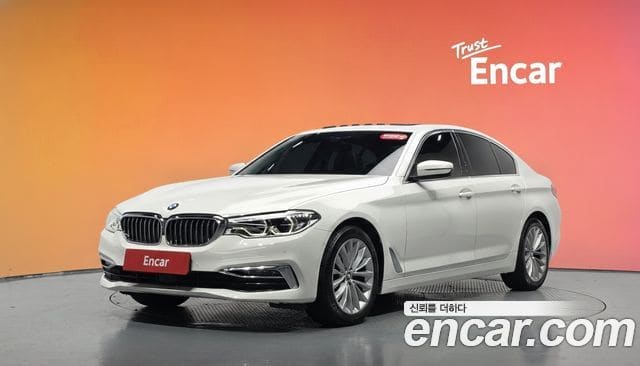 BMW 5 Series — фото 1