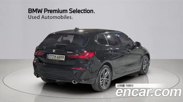 BMW 1 Series — фото 1