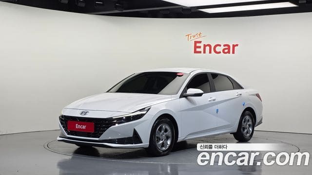 Hyundai Avante — фото 1