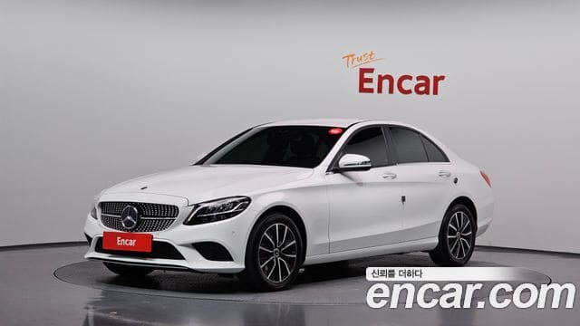 Mercedes-Benz C-Class — фото 1