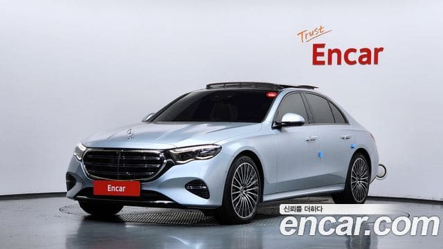 Mercedes-Benz E-Class — фото 1