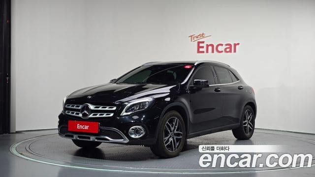 Mercedes-Benz GLA-Class — фото 1