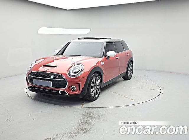 Mini Cooper S Clubman — фото 1