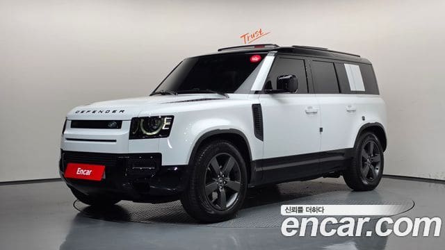 Land Rover Defender — фото 1