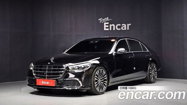 Mercedes-Benz S-Class — фото 1