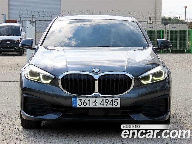 BMW 1 Series — фото 1