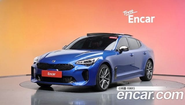 Kia Stinger — фото 1