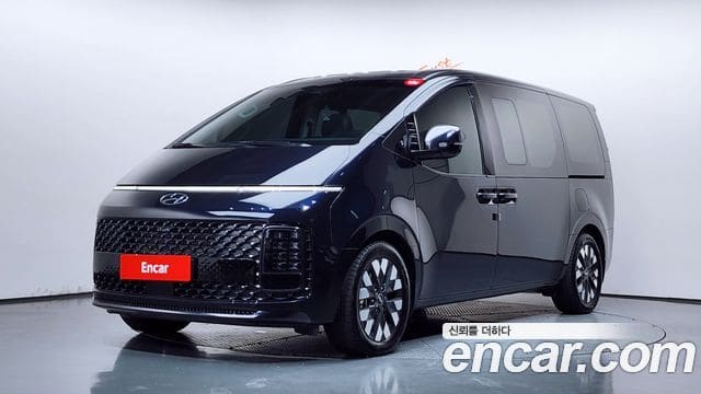 Hyundai Staria — фото 1