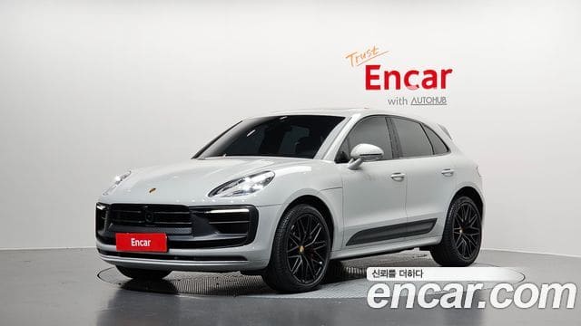 Porsche Macan — фото 1