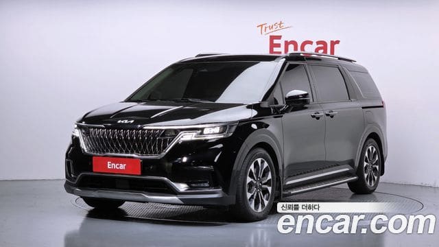 Kia Carnival — фото 1