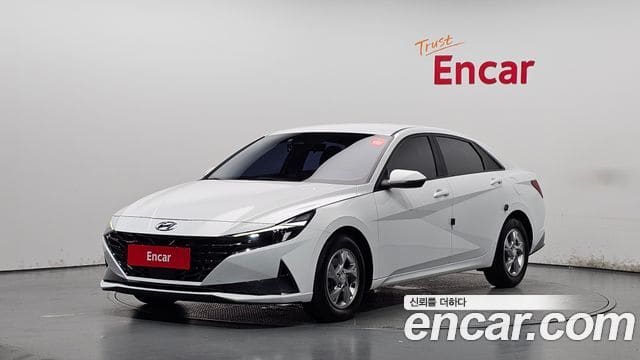 Hyundai Avante — фото 1