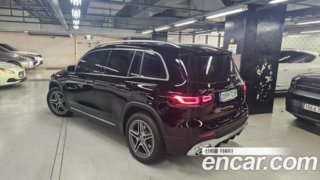 Mercedes-Benz GLB-Class — фото 1
