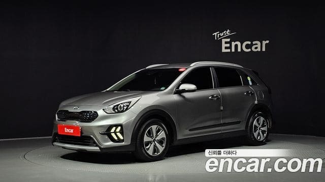 Kia Niro — фото 1