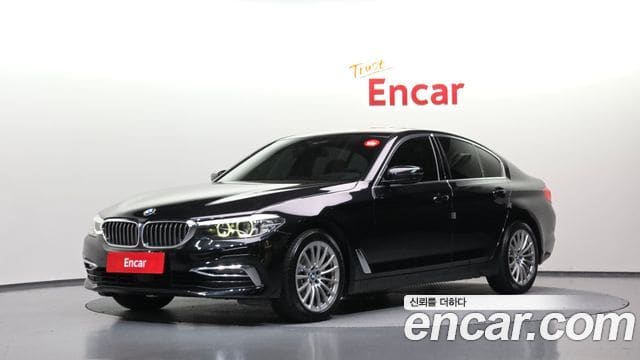 BMW 5 Series — фото 1
