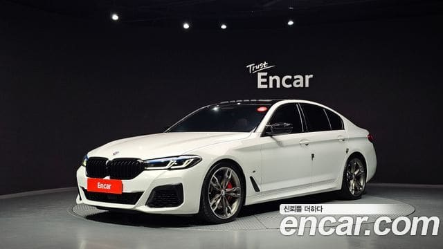 BMW 5 Series — фото 1