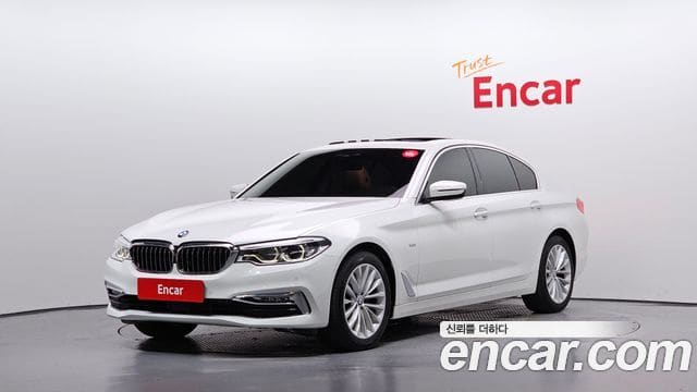 BMW 5 Series — фото 1
