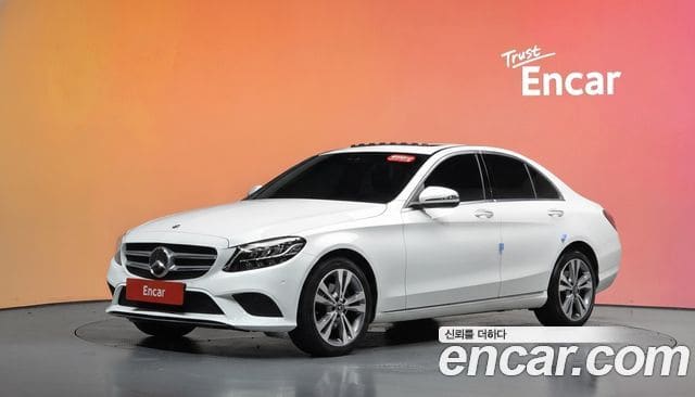 Mercedes-Benz C-Class — фото 1