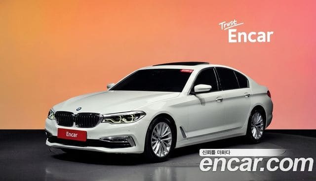BMW 5 Series — фото 1