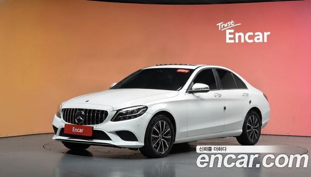 Mercedes-Benz C-Class — фото 1