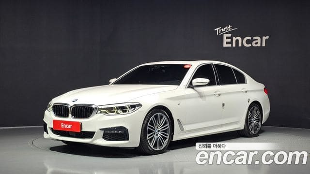BMW 5 Series — фото 1
