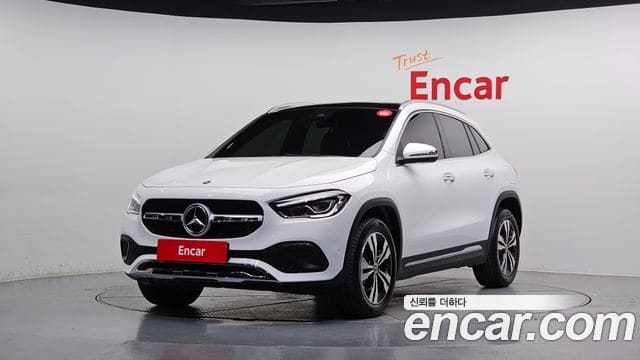 Mercedes-Benz GLA-Class — фото 1