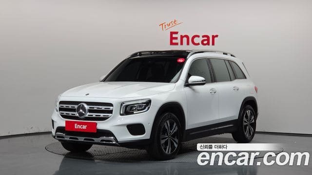 Mercedes-Benz GLB-Class — фото 1
