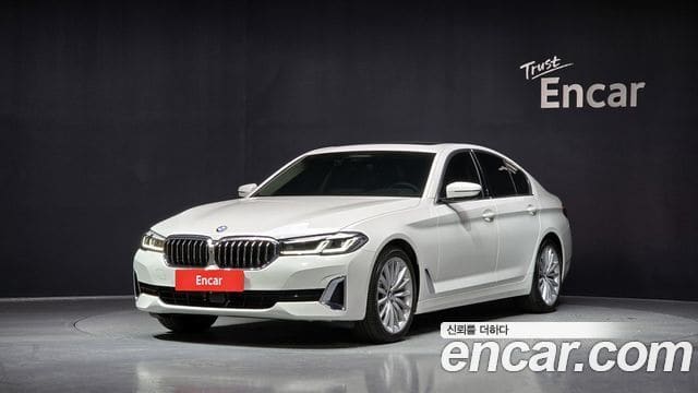 BMW 5 Series — фото 1