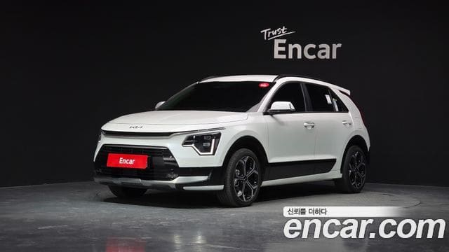 Kia Niro — фото 1