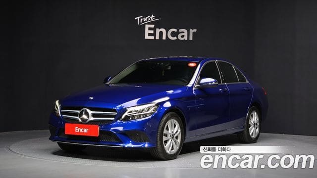 Mercedes-Benz C-Class — фото 1