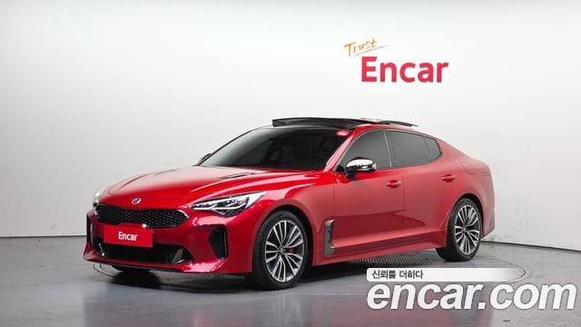 Kia Stinger — фото 1
