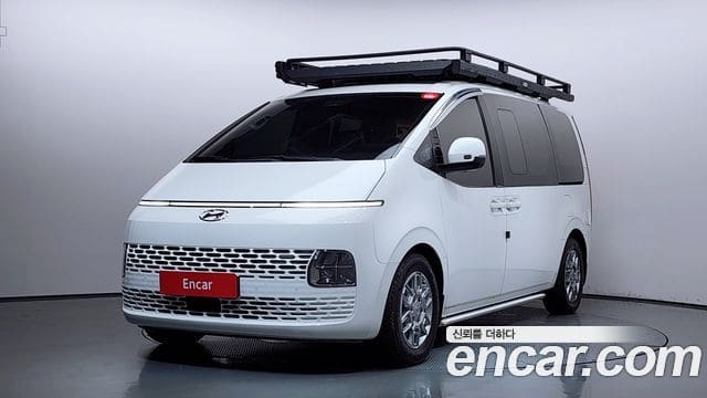 Hyundai Staria — фото 1