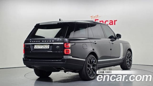 Land Rover Range Rover — фото 1
