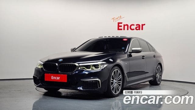 BMW 5 Series — фото 1