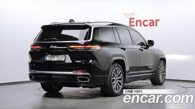 Jeep Grand Cherokee — фото 1