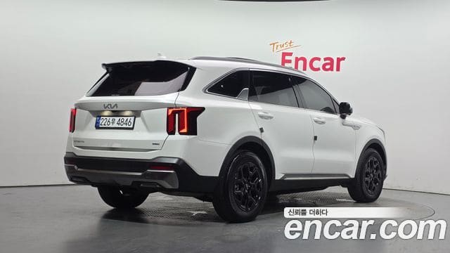 Kia Sorento — фото 1
