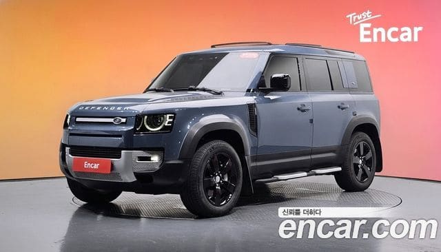 Land Rover Defender — фото 1