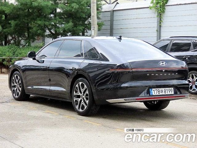 Hyundai Grandeur — фото 1