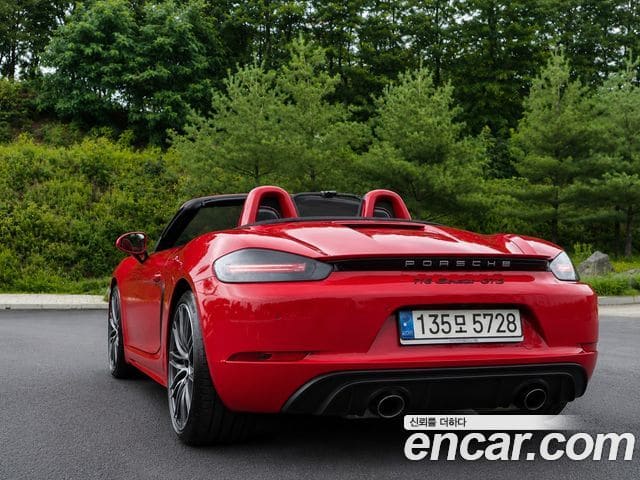 Porsche 718 Boxster — фото 1