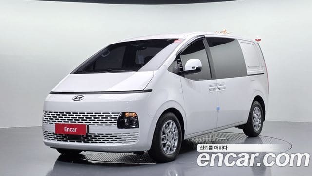 Hyundai Staria — фото 1